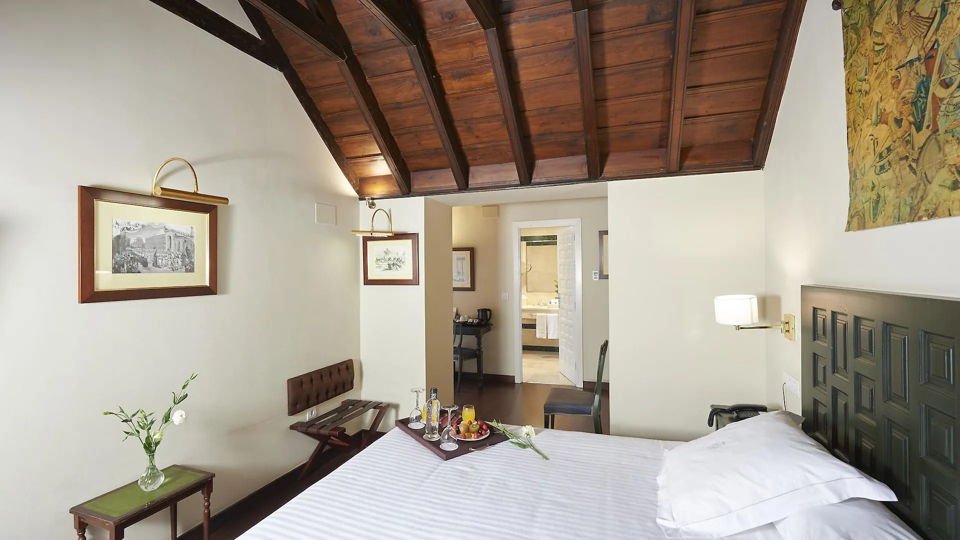Las Casas De El Arenal Seville Hotel