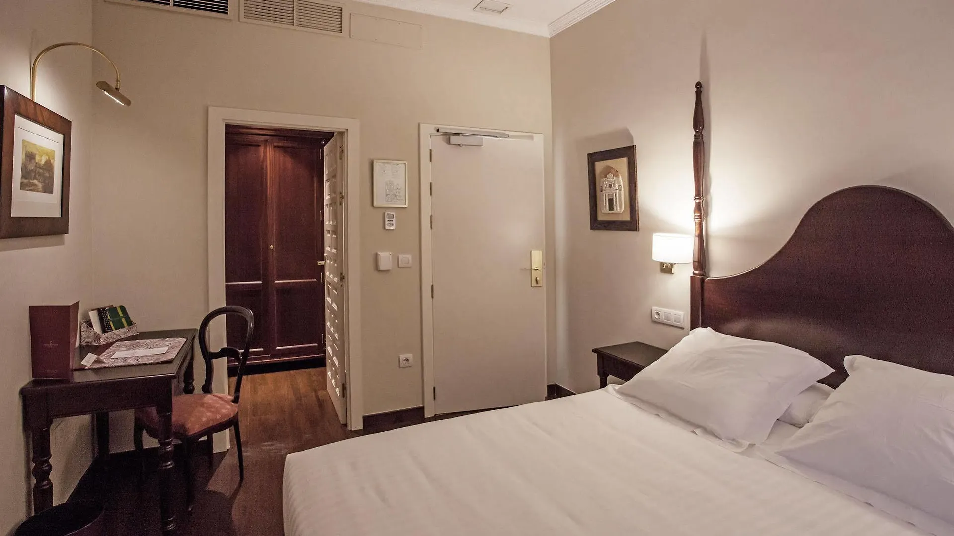 Las Casas De El Arenal Sevilla Hotell